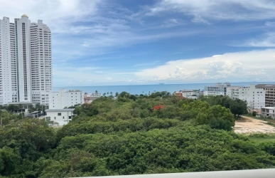 Property: riviera jomtien